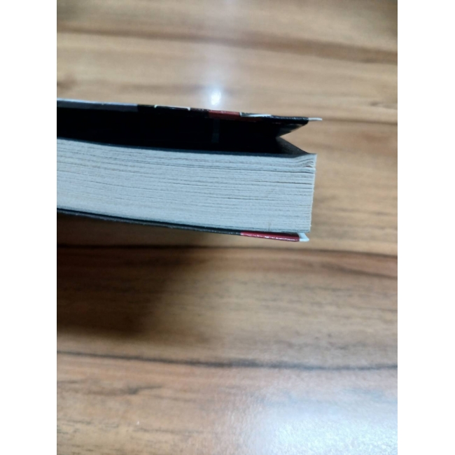 เรื่องเล่าเขย่าขวัญ 1 -ฆาตกรฟื้นคืนชีพ- **รบกวนเลื่อนดูสภาพหนังสือก่อนการสั่งซื้อ**